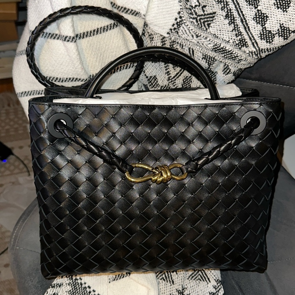 Bottega andiamo black MEDIUM NEW